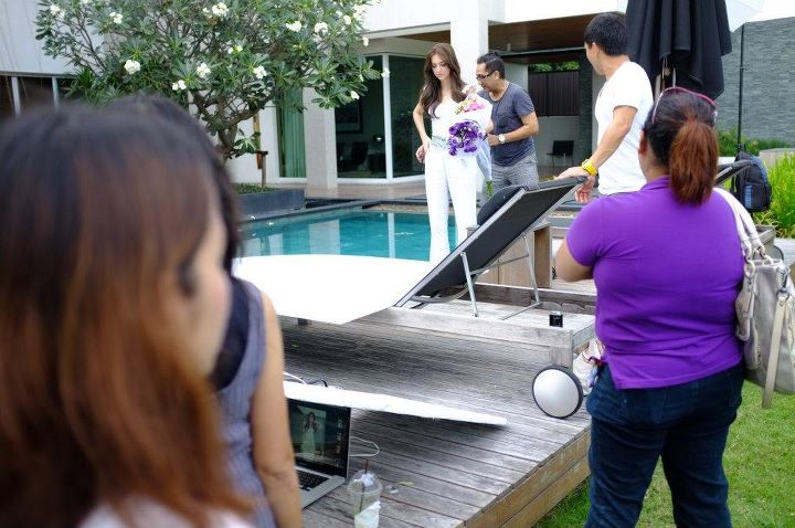 ซาร่า เล็กจ์ เบื้องหลังถ่ายแบบนิตยสารชีวจิต ฉบับ กุมภาพันธ์ 2555