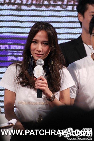 "อั้ม พัชราภา"มาเบาๆเเต่สวยไม่เบา@โครงการเหรียญที่ระลึกพระบาทสมเด็จพระเจ้าอยู่หัวทรงผนวชพลังแผ่นดิน!