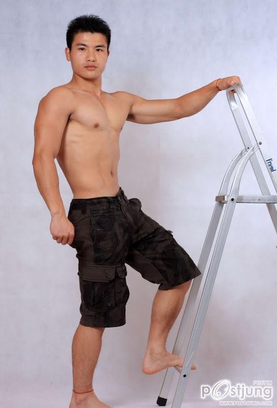 หล่อล่ำแบบบ้านๆ