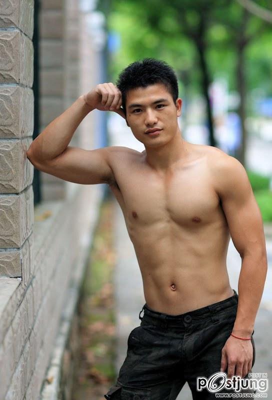 หล่อล่ำแบบบ้านๆ