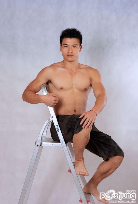 หล่อล่ำแบบบ้านๆ