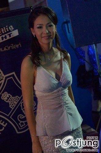 ดาราประชันอึ๋มในงาน Star's Choice Awards 2011ดาราประชันอึ๋มในงาน Star's Choice Awards 2011