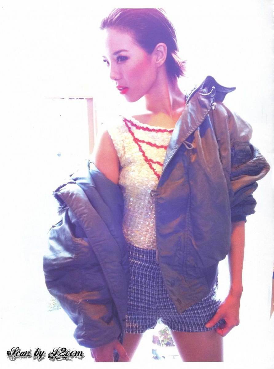 คริส หอวัง @ เธอกับฉัน vol.29 no.622 February 2012