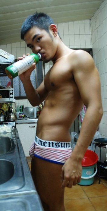 เที่ยงแล้วววววววว