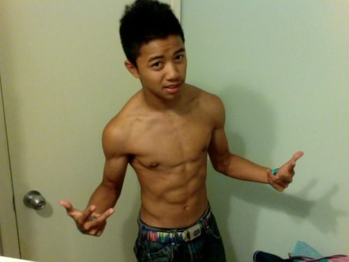 เที่ยงแล้วววววววว