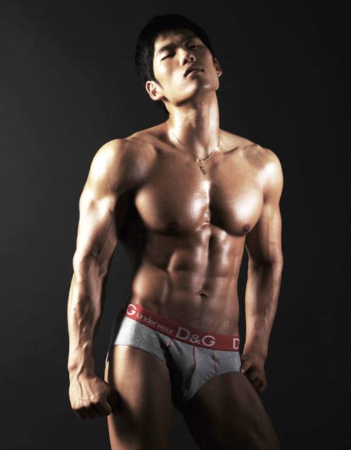 เที่ยงแล้วววววววว