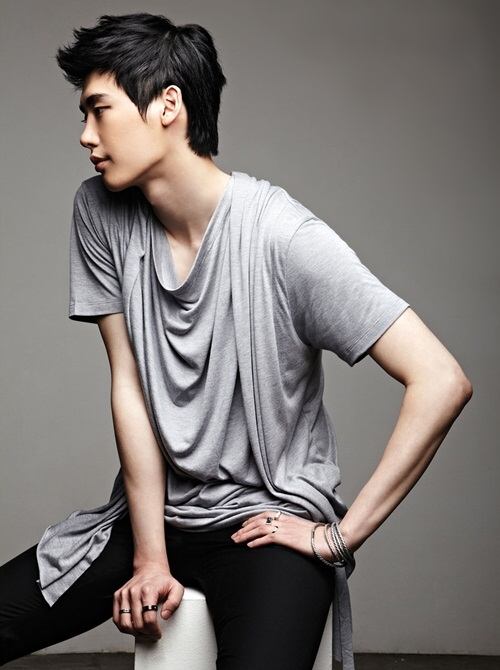 อ้าปากทานหนุ่มๆ