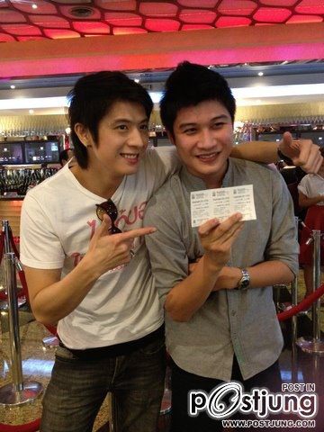 ซาหริ่ม จากไม่ได้ขอให้มารัก It Gets Better