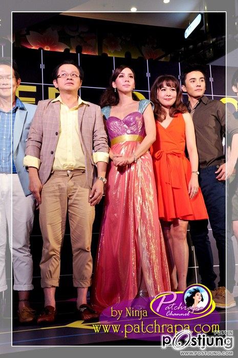 ประมวลภาพ"อั้ม พัชราภา"สวยเริ่ดเจิดจรัส@United Color Terminal 21 Fashion Show!