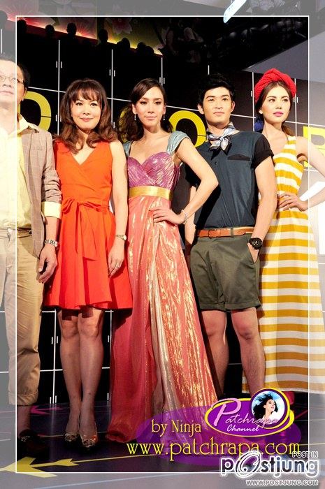 ประมวลภาพ"อั้ม พัชราภา"สวยเริ่ดเจิดจรัส@United Color Terminal 21 Fashion Show!