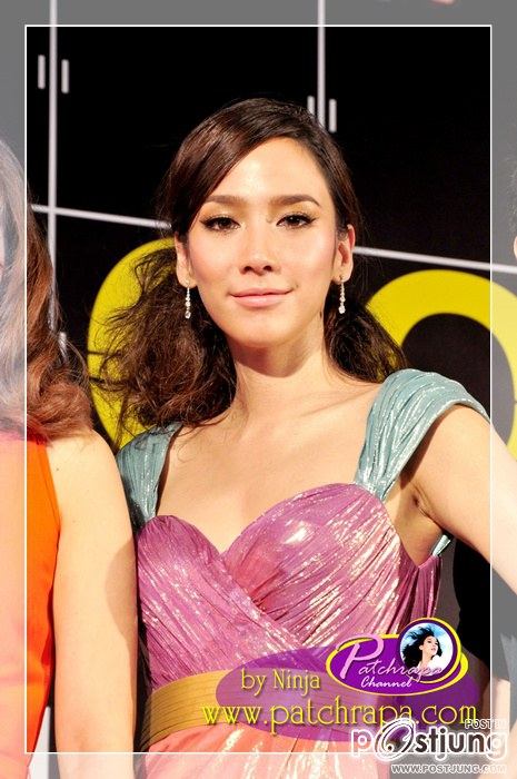 ประมวลภาพ"อั้ม พัชราภา"สวยเริ่ดเจิดจรัส@United Color Terminal 21 Fashion Show!