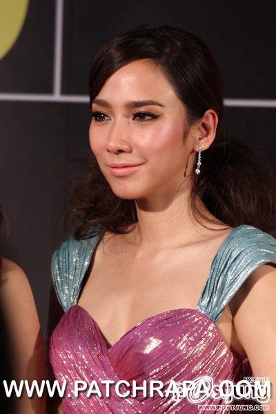 ประมวลภาพ"อั้ม พัชราภา"สวยเริ่ดเจิดจรัส@United Color Terminal 21 Fashion Show!