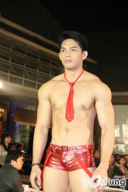 ซิกแพ็คเลิศๆ