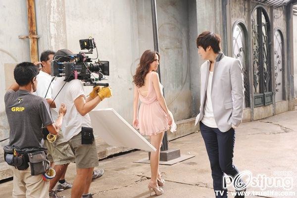 "อั้ม&ลีมินโฮ" กับเบื้องหลังโฆษณา12 plus shower cream korea formula!!