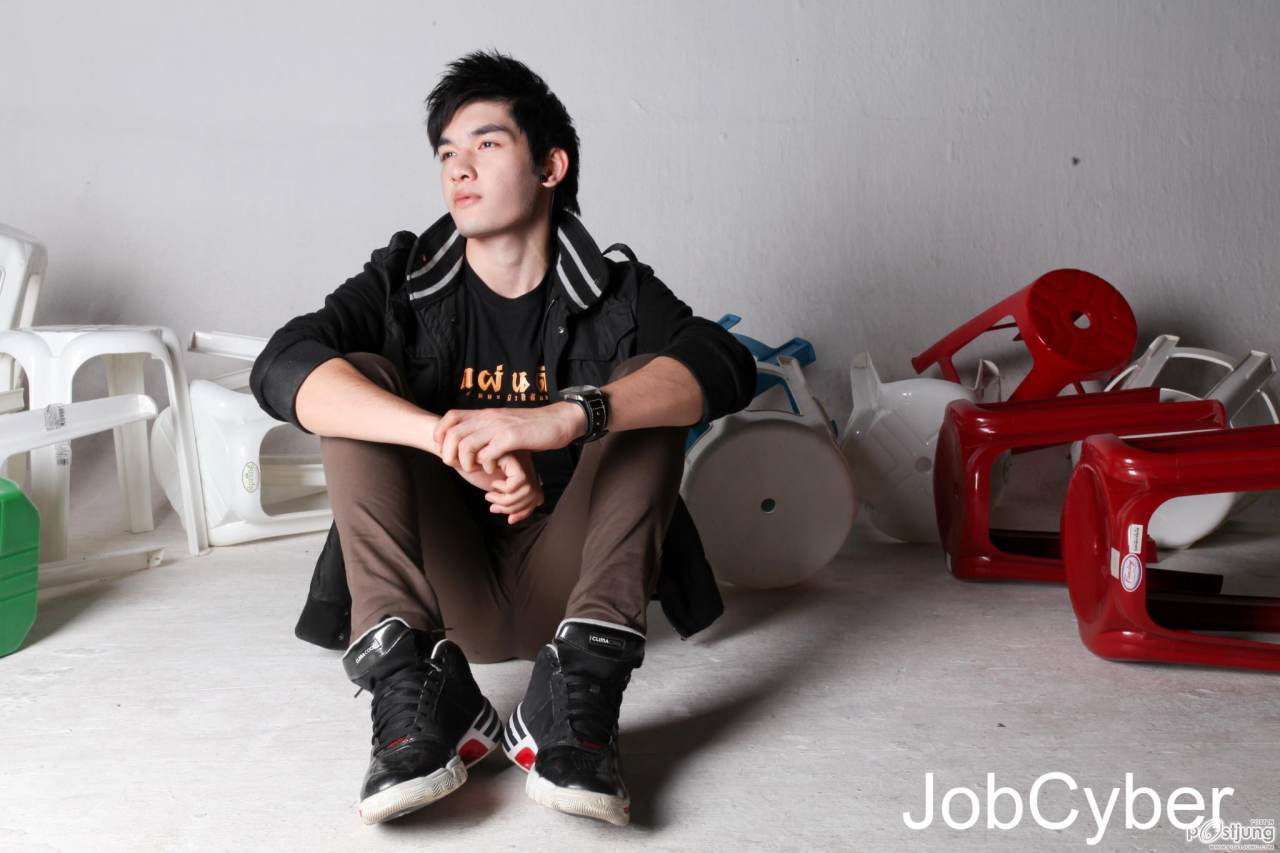 4 หนุ่มเดอะสตาร์