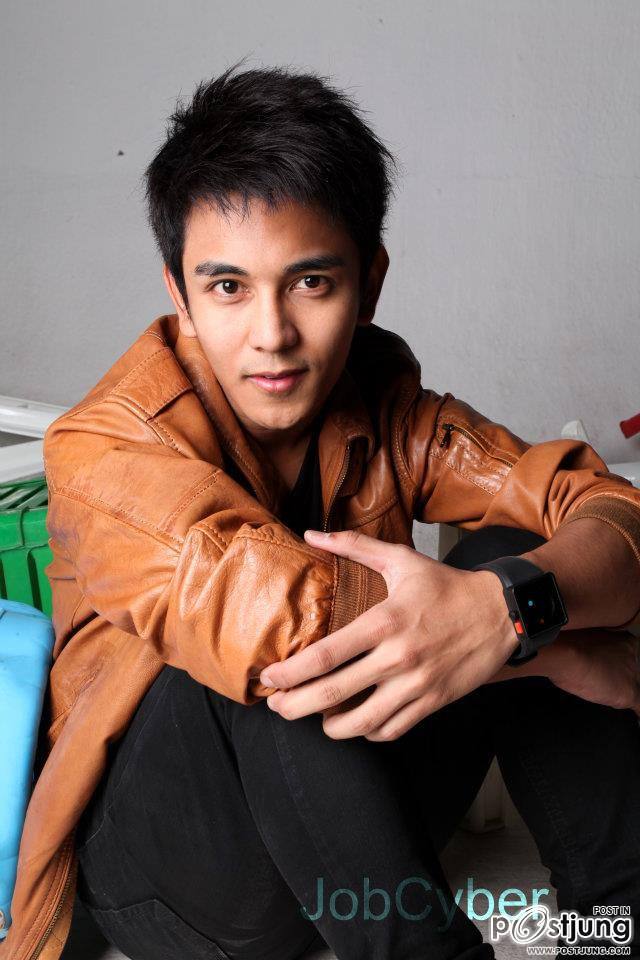 4 หนุ่มเดอะสตาร์