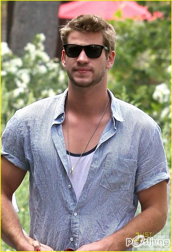 Liam-Hemsworth หล่อลากกก