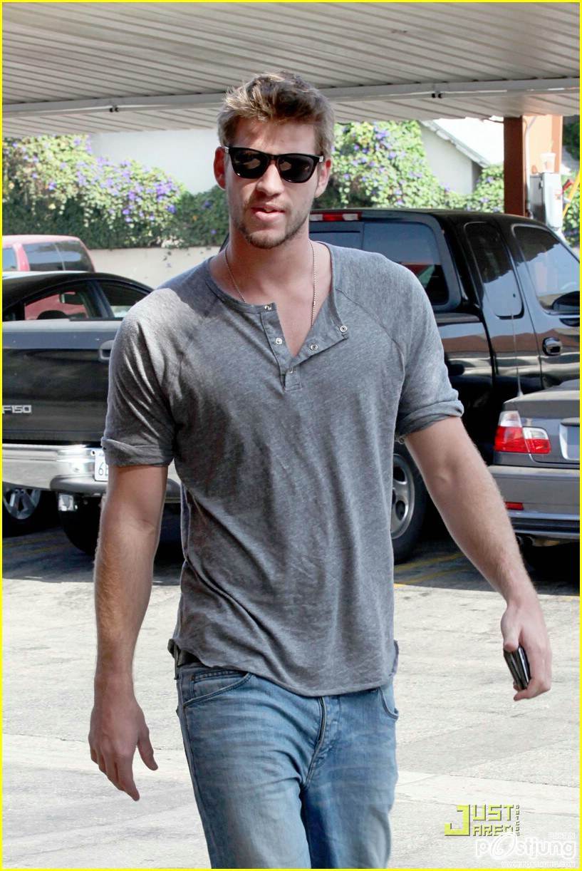 Liam-Hemsworth หล่อลากกก
