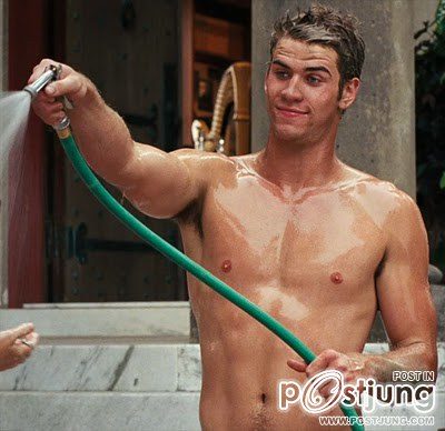 Liam-Hemsworth หล่อลากกก