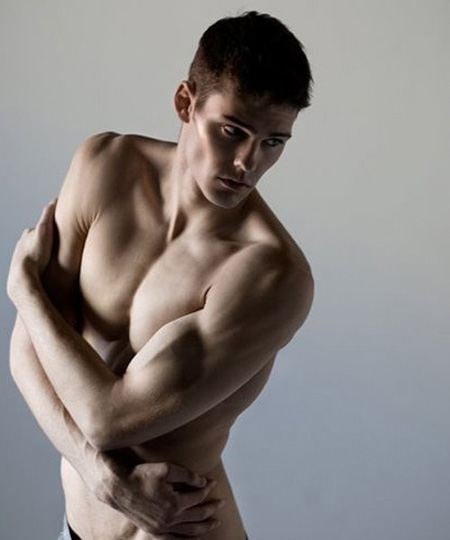 Holden Nowell  ทั้งหล่อล่ำ เซ็กซี่สุดๆ