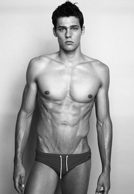 Holden Nowell  ทั้งหล่อล่ำ เซ็กซี่สุดๆ