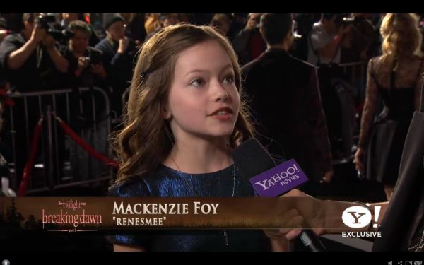 เรเนสมี คัลเลน สาวน้อยแวมไพร์ใน เบรคดกิ้ง ดอว์น 2 ค่ะ