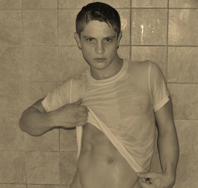 Random Model: Arthur