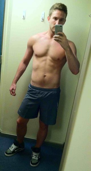 ถ่ายเองกับมือ