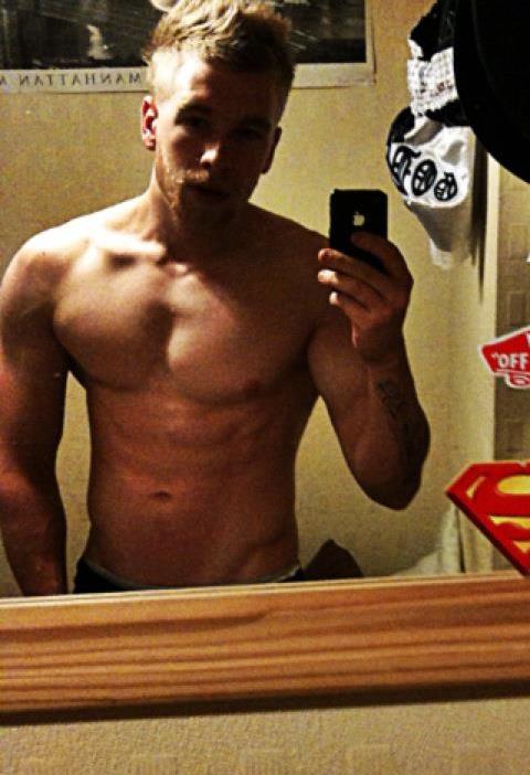 ถ่ายเองกับมือ