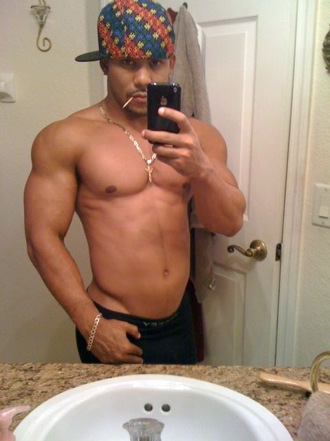 ถ่ายเองกับมือ