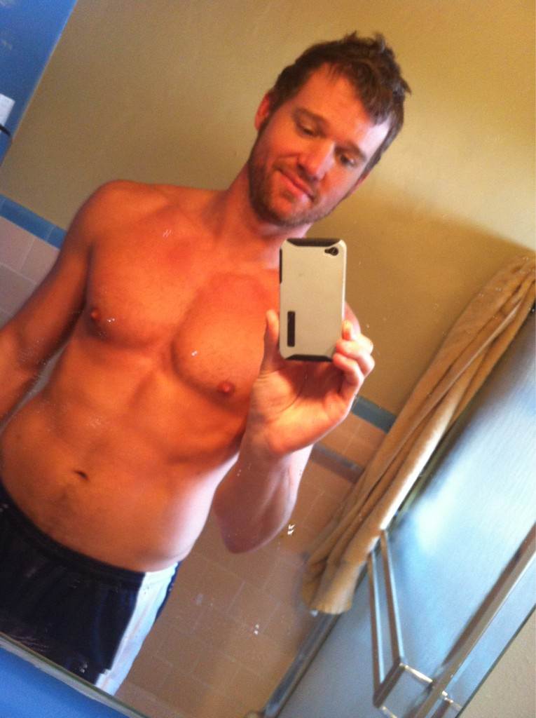 ถ่ายเองกับมือ