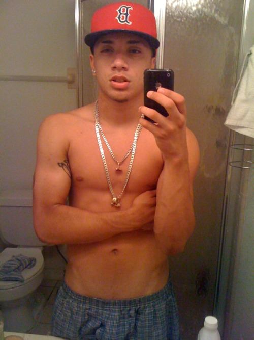 ถ่ายเองกับมือ