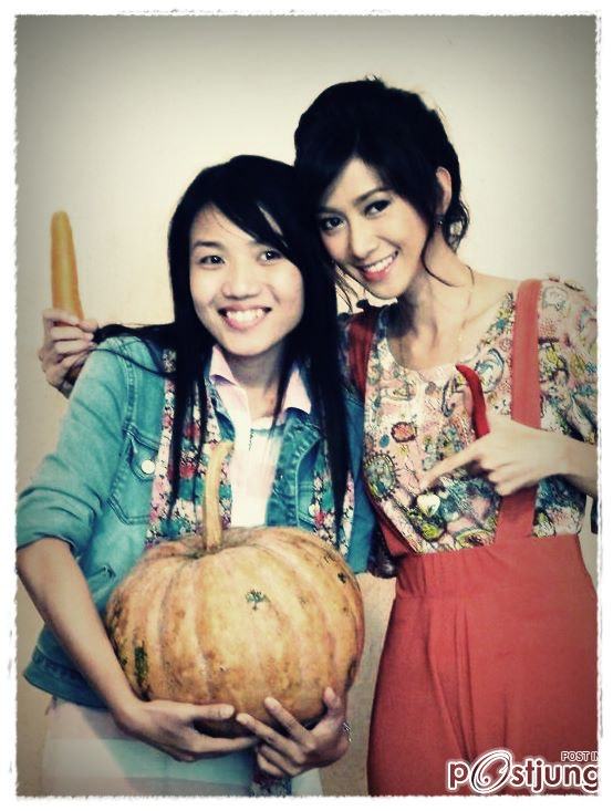 [pix]ยุ้ยจีรนันท์ทรงผมม้าล่าสุดหน้าเด็กลงเยอะ