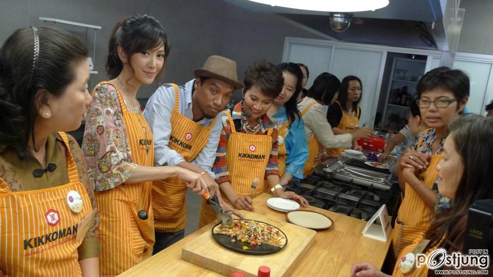 [pix]ยุ้ยจีรนันท์ทรงผมม้าล่าสุดหน้าเด็กลงเยอะ