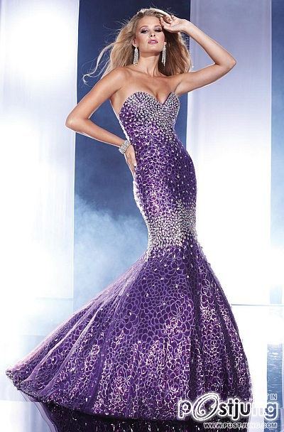 ชุดราตรี นางงาม #1