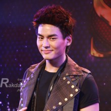  ฮั่น ปัดคู่เกย์ แกงส้ม  ขอบคุณยกให้เป็นขวัญใจชาวสีม่วง