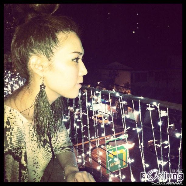 ต่างหูขนนก พวงระย้า เทรนท์ฮิตของสาวฮอต