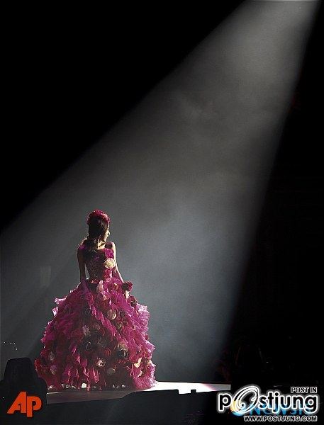 Kan Mi Youn TGC "ในชุดกุหลาบแห่งชีวิต"