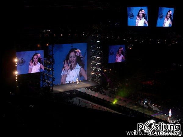 Kan Mi Youn TGC "ในชุดกุหลาบแห่งชีวิต"