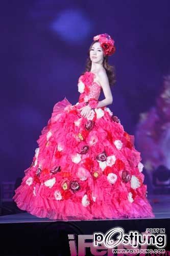 Kan Mi Youn TGC "ในชุดกุหลาบแห่งชีวิต"