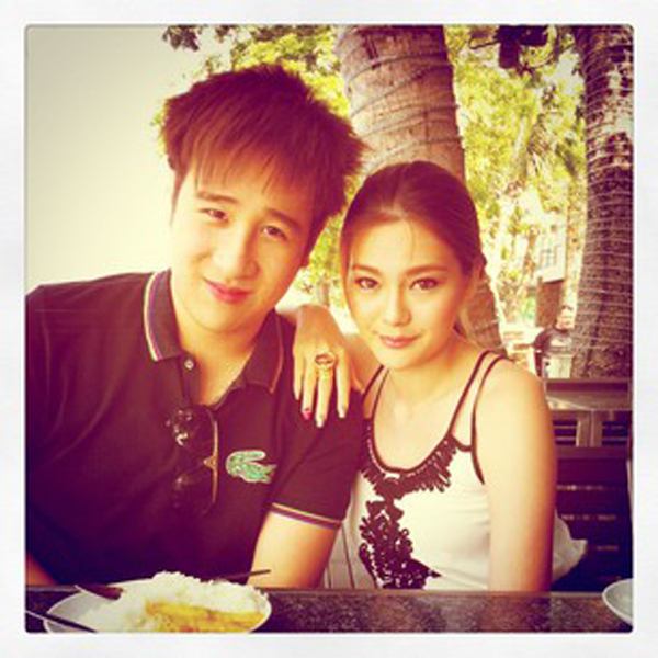 ดิว ควงหนุ่มโชว์หวาน ฤาจะเป็นแฟนใหม่?