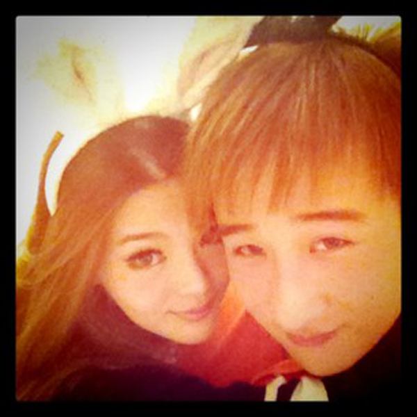 ดิว ควงหนุ่มโชว์หวาน ฤาจะเป็นแฟนใหม่?