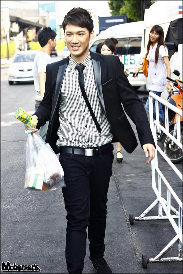 The Star 8 @ รายการเช้าดูวู้ดดี้ [1/3/55]