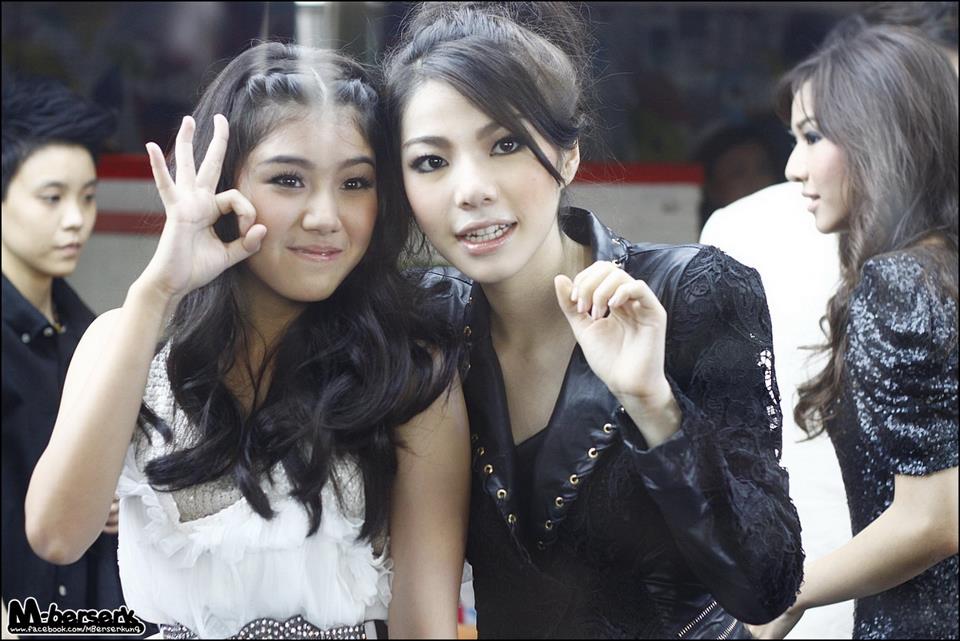 The Star 8 @ รายการเช้าดูวู้ดดี้ [1/3/55]