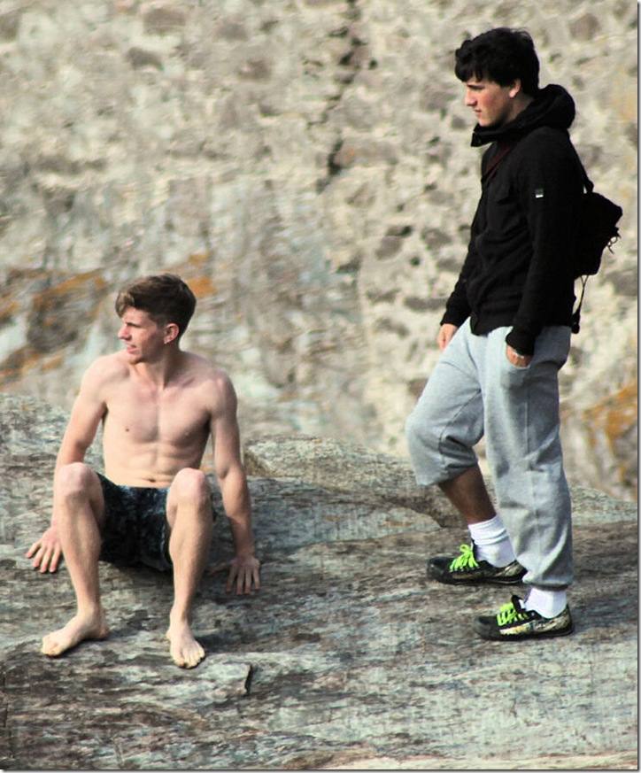 แอบถ่าย FA-RANG 9