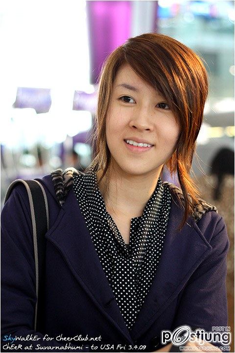 cheer ... สวย น่ารัก จร้า ^^