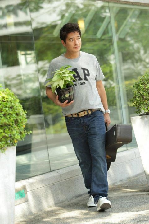 ก้อง สหรัถ เบื้องหลังถ่ายแบบนิตยสาร สุขกายสบายใจ ฉบับเดือนมีนาคม