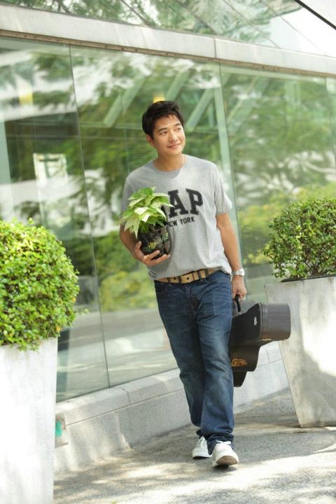 ก้อง สหรัถ เบื้องหลังถ่ายแบบนิตยสาร สุขกายสบายใจ ฉบับเดือนมีนาคม