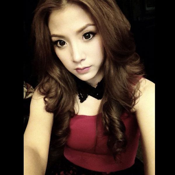 ทรงผมสวย ๆ ของสาว ใบเฟิร์น พิมพ์ชนก