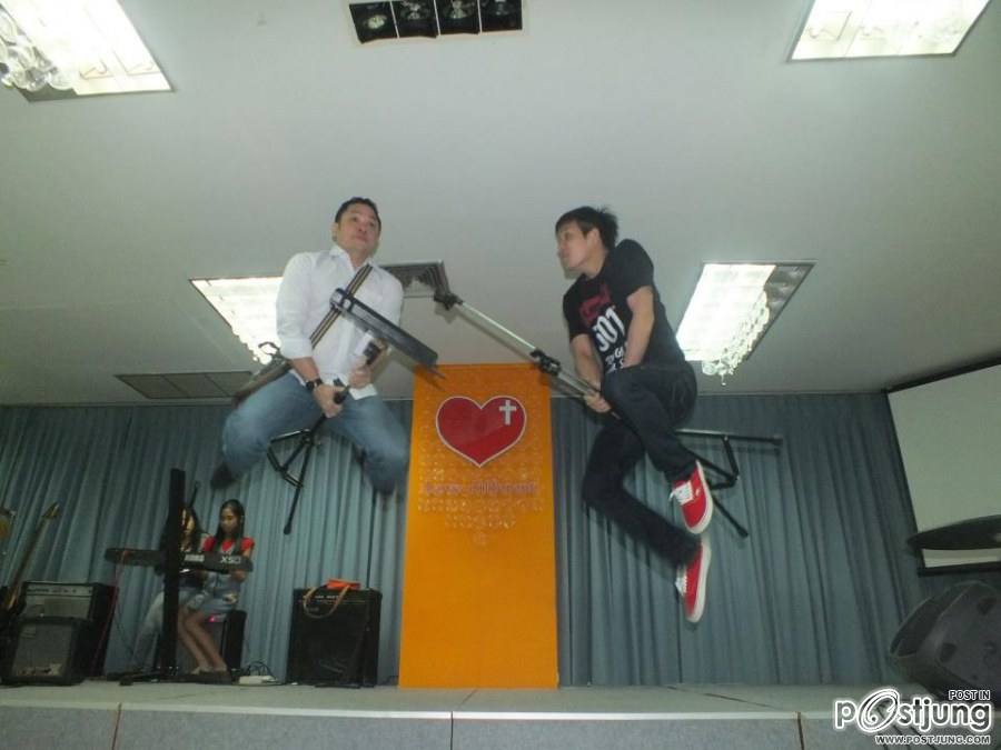 รวมคนมีวิชาตัวเบา.....levi's jumping